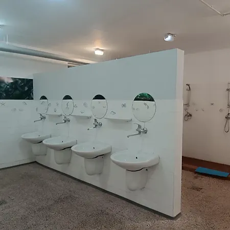 Na Borovej Sihoti - Spolocne Wc A Sprchy Podturen